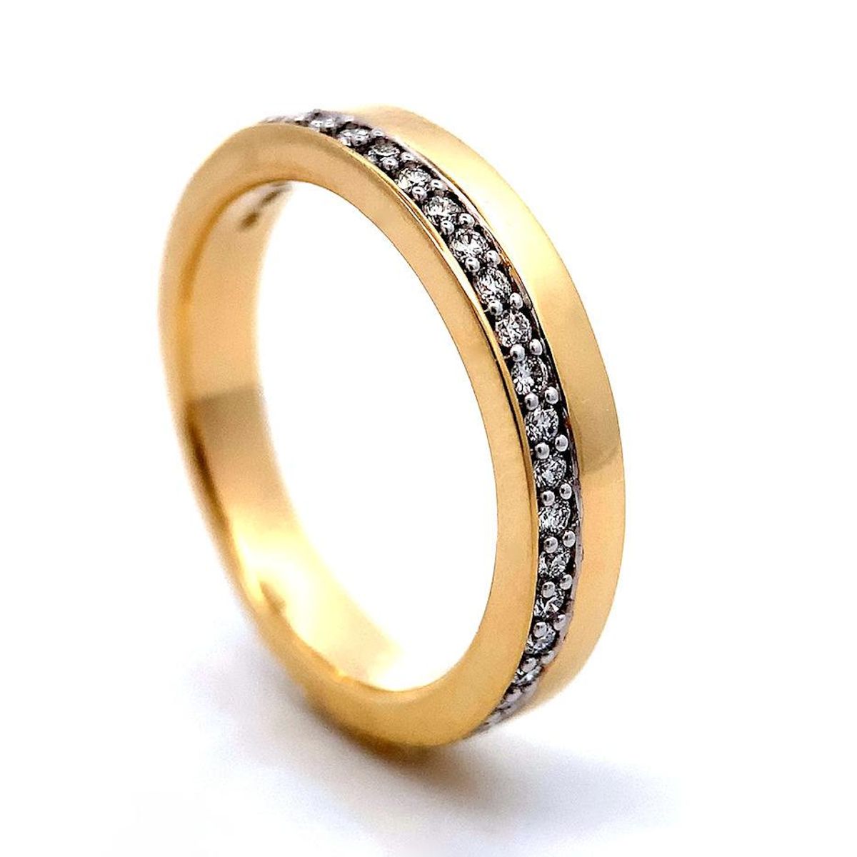 Diamantring med diamanter 0.17 carat tw.si (585)